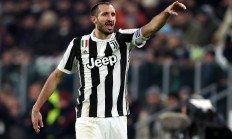 乐鱼体育投注-包含斯旺西告捷领跑，谢周三力挽狂澜的词条