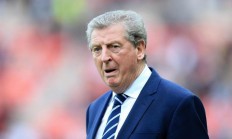 乐鱼体育下载-水晶宫主帅霍奇森球队需提高士气赢得胜利的简单介绍