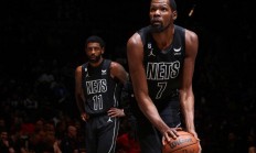 乐鱼体育登录-包含爵士客场大胜篮网，取得六连胜的词条