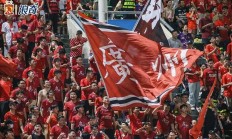 乐鱼体育教练-凭借一波广州队，亚冠成功救主，现场全场沸腾