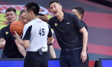 波斯尼亚篮球队誓夺冠军桂冠