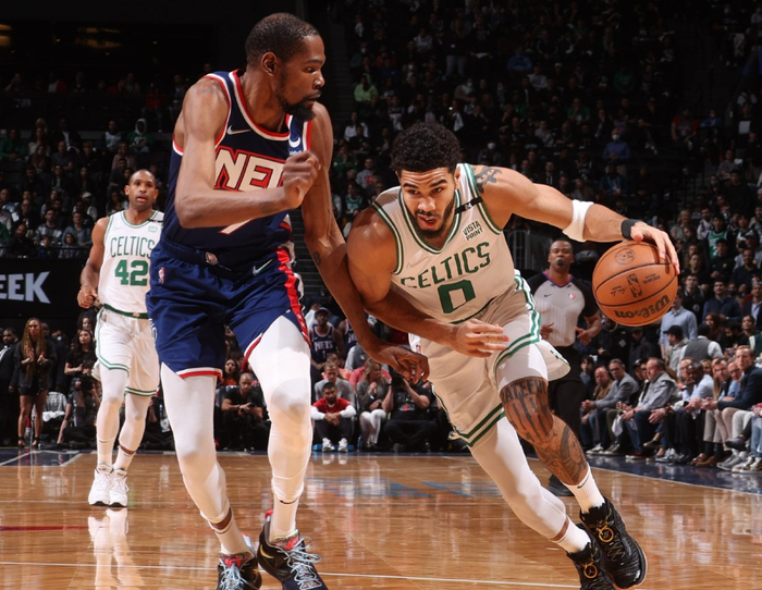 关于篮网队长表现出色，成为球队不可或缺的力量的信息