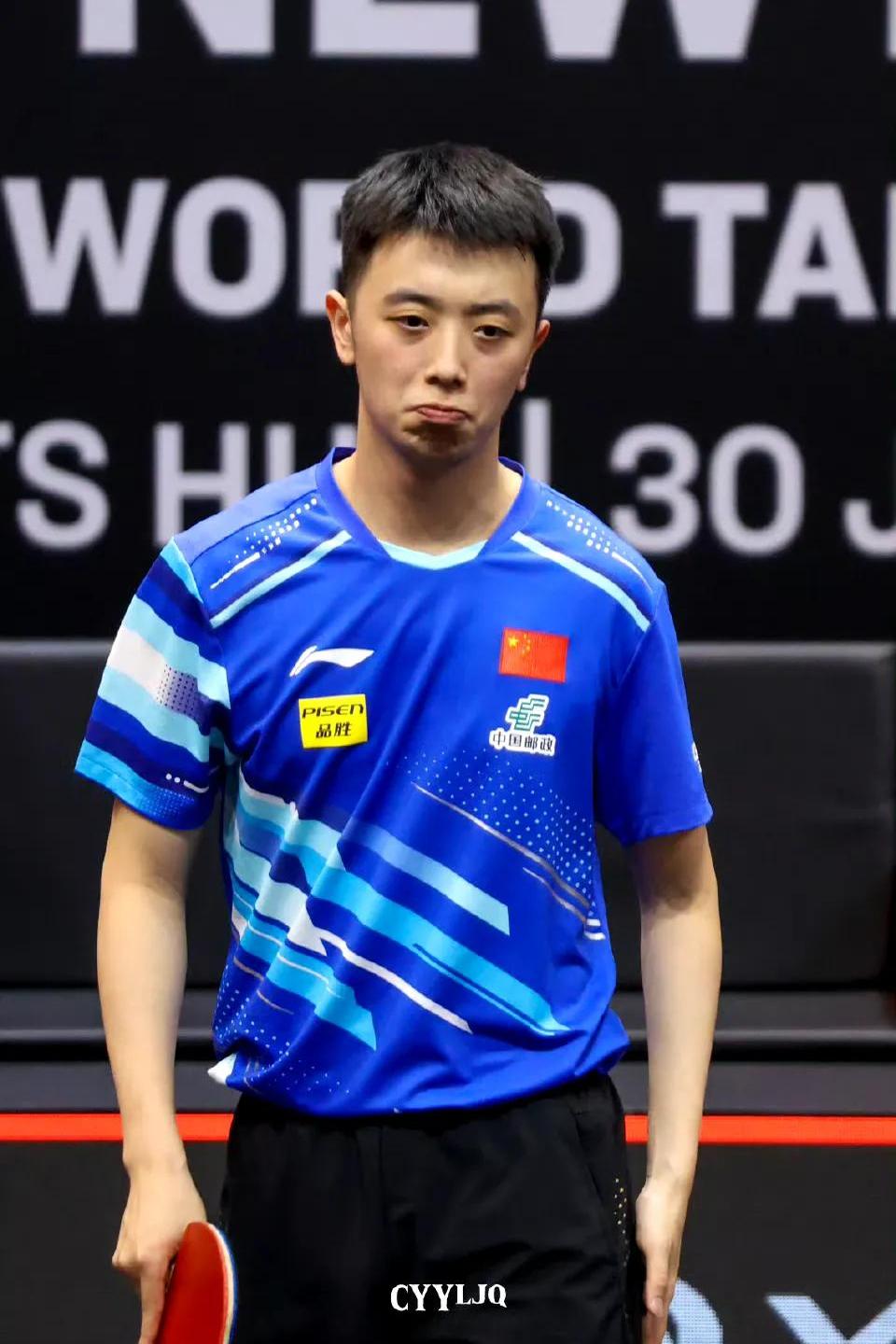 包含乒乓球男单决赛选手激动不已的词条