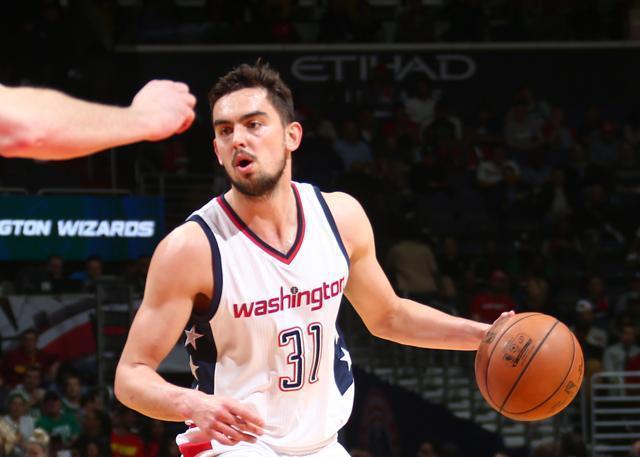 包含奇才球员接受手术治疗，赛季报销成无法遗憾的词条