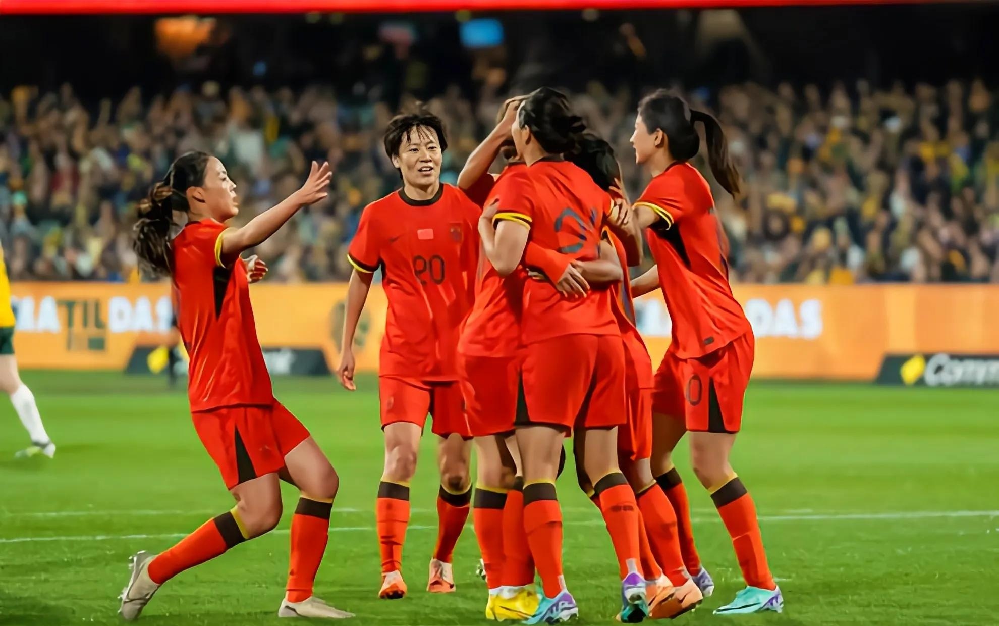 踢出风暴：中国女足在比赛中掀起狂潮的简单介绍