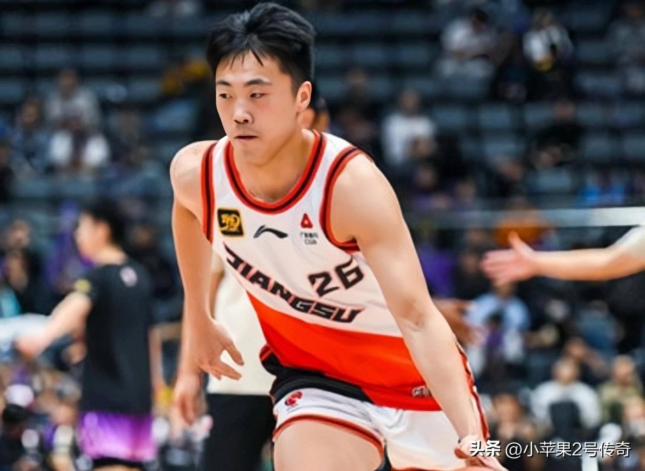 江苏队闯入男篮联赛半决赛，抢眼表现