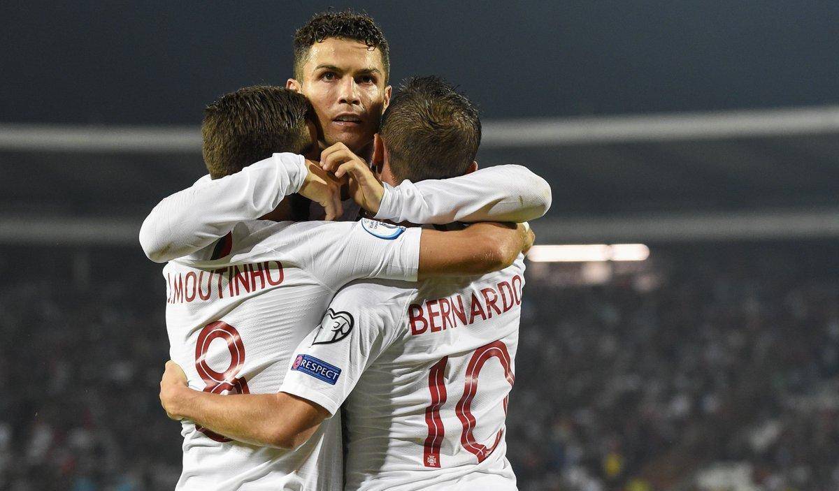 奥格斯堡斗志昂扬，击败劲旅取得胜利的简单介绍