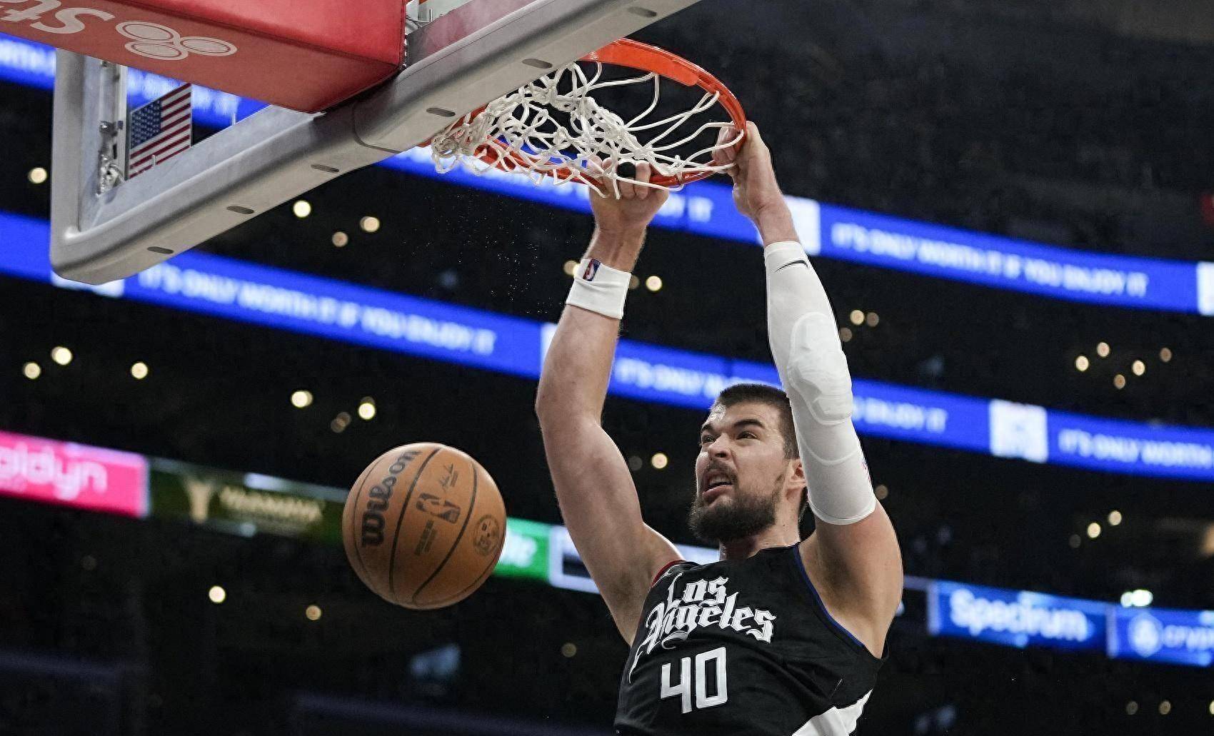 快船内线球员强硬篮板，率队取胜晋级下一轮的简单介绍