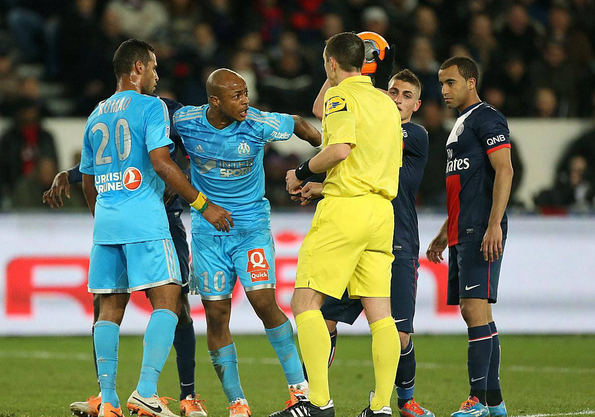 包含勒阿弗尔客场逼平亚眠,争取胜利的词条 包含勒阿弗尔客场逼平亚眠,争取胜利的词条