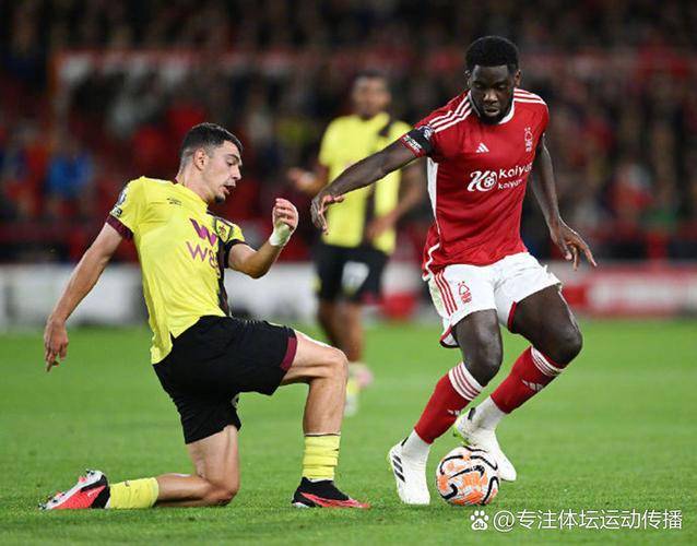 伯恩利主场负狼队，保级形势岌岌可危！的简单介绍