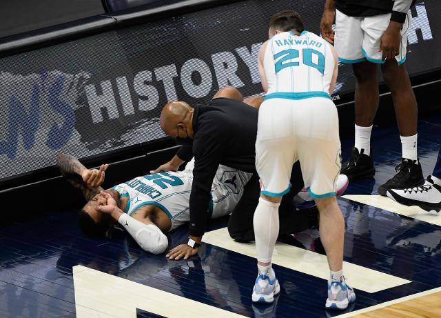 篮网再败，雄鹿连胜呼之欲出